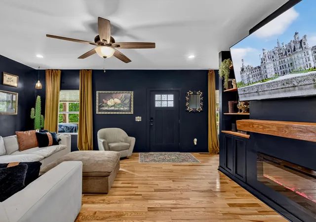 Photo 2 of Single family home for sale at 117 Cordle Ct, Charlotte, TN 37036 | MLS# 3622297 | Listing updated on 2026-10-21