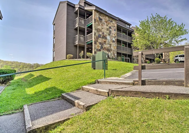 Condo for sale at 1380 Ski View Dr #3204, Gatlinburg, TN 37738 | MLS# 3619122