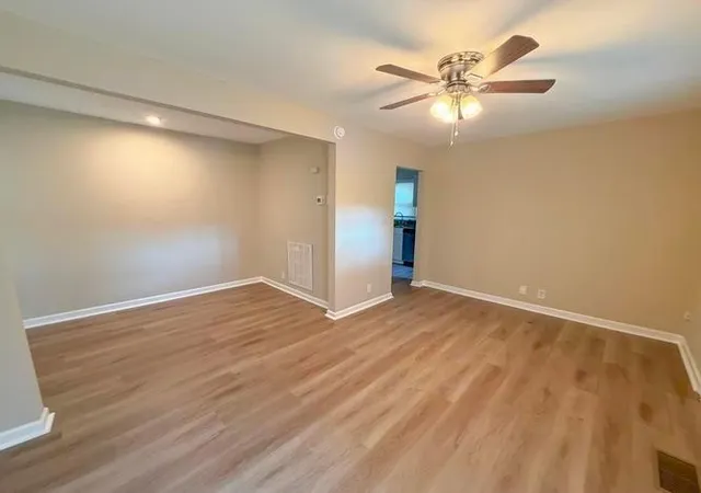 Photo 3 of Single family home for sale at 150 Slaters Crk Ln, Goodlettsville, TN 37072 | MLS# 3619131 | Listing updated on 2026-10-11