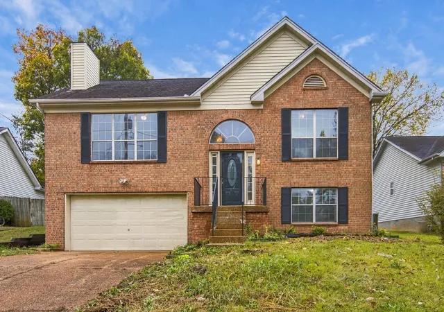 Photo 2 of Single family home for sale at 1109 Burlingame Ct, Antioch, TN 37013 | MLS# 3619649 | Listing updated on 2026-10-23