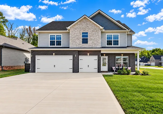Photo 2 of Single family home for sale at 1093 Mourning Cloak Dr, Clarksville, TN 37043 | MLS# 3622965 | Listing updated on 2026-10-25