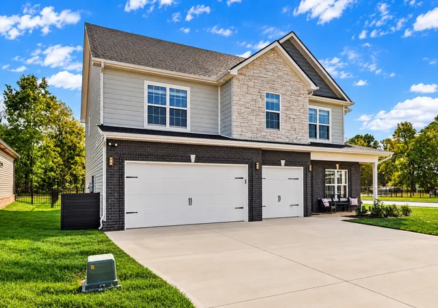 Photo 1 of Single family home for sale at 1093 Mourning Cloak Dr, Clarksville, TN 37043 | MLS# 3622965 | Listing updated on 2026-10-25