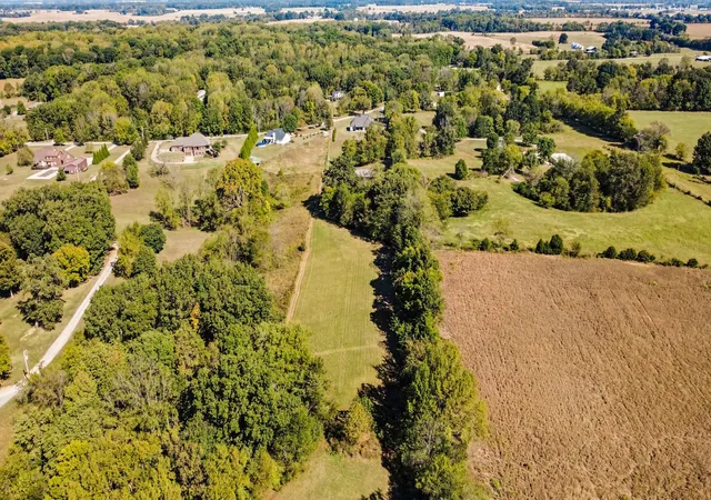 Photo 2 of Single family home for sale at 3884 Head Rd, Adams, TN 37010 | MLS# 3621988 | Listing updated on 2026-10-29