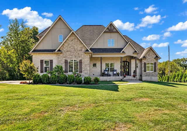 Photo 4 of Single family home for sale at 3884 Head Rd, Adams, TN 37010 | MLS# 3621988 | Listing updated on 2026-10-29
