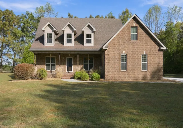 Photo 1 of Single family home for sale at 215 Bruce Dr, Manchester, TN 37355 | MLS# 3619159 | Listing updated on 2026-10-28