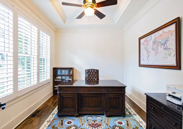 Photo 3 of Single family home for sale at 425 Glen W Dr, Nashville, TN 37215 | MLS# 3620242 | Listing updated on 2026-10-27