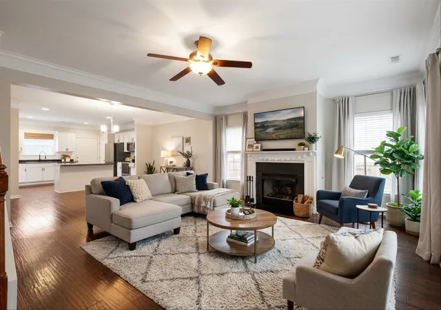 Photo 3 of Townhouse for sale at 817 Hobbit Ln, Nashville, TN 37211 | MLS# 3619836 | Listing updated on 2026-10-28