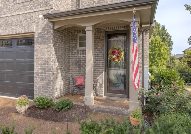 Photo 3 of Townhouse for sale at 900 Silkwood Cir, Nashville, TN 37221 | MLS# 3620134 | Listing updated on 2026-10-15