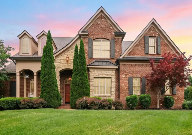 Photo 3 of Single family home for sale at 9405 Big Horn Rdg, Brentwood, TN 37027 | MLS# 3619266 | Listing updated on 2026-10-12