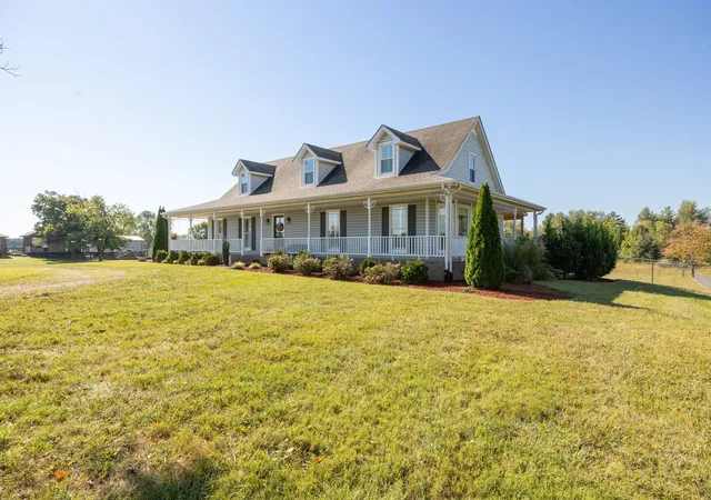 Photo 3 of Sale Pending at 4763 Veterans Pkwy, Murfreesboro, TN 37128 | MLS# 3619245 | Listing updated on 2026-10-27