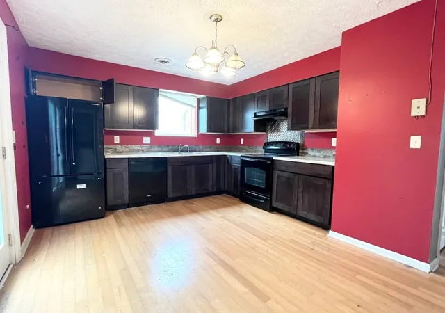 Photo 3 of Townhouse for sale at 313 Timberway Cir, Nashville, TN 37214 | MLS# 3619376 | Listing updated on 2026-10-20