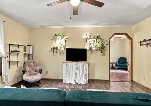 Photo 3 of Single family home for sale at 714 Nickajack Cir, Jasper, TN 37347 | MLS# 3619286 | Listing updated on 2026-10-12
