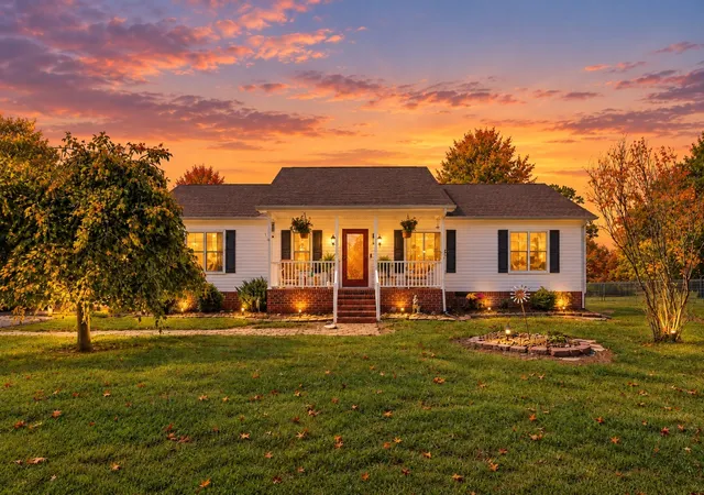 Photo 1 of Manufactured home for sale at 4290 Highway 431, Columbia, TN 38401 | MLS# 3619966 | Listing updated on 2026-10-28