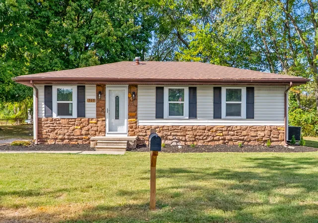 Photo 1 of Single family home for sale at 709 Ml Green Ct, Hopkinsville, KY 42240 | MLS# 3620541 | Listing updated on 2026-10-14