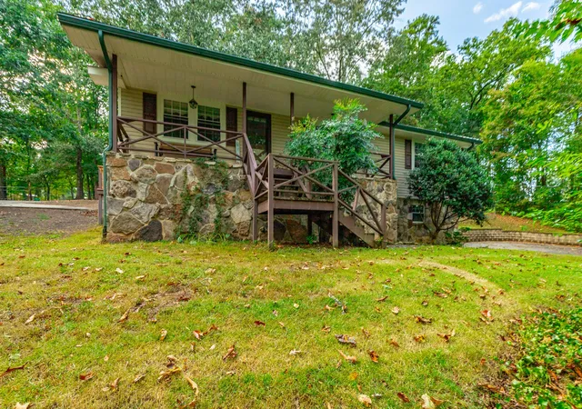 Photo 1 of Sale Pending at 8983 Hale Rd, Hixson, TN 37343 | MLS# 3619367 | Listing updated on 2026-10-24