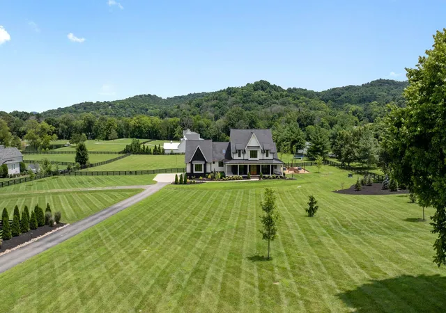 Photo 1 of Single family home for sale at 4334 Peytonsville Trinity Rd, Franklin, TN 37064 | MLS# 3619383 | Listing updated on 2026-10-12
