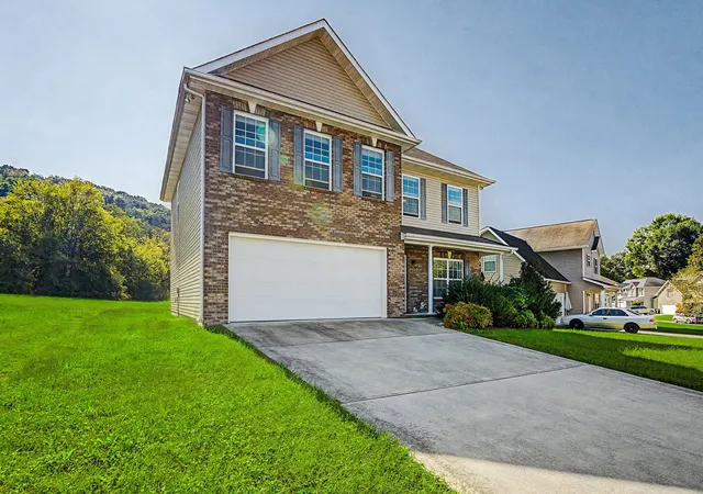 Photo 1 of Single family home for sale at 5932 Apple Valley Dr, Knoxville, TN 37924 | MLS# 3624012 | Listing updated on 2026-10-22