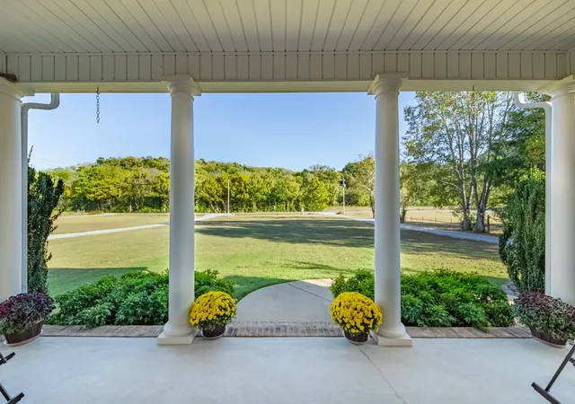 Photo 2 of Single family home for sale at 2898 Dodson Gap Rd, Culleoka, TN 38451 | MLS# 3619414 | Listing updated on 2026-10-21