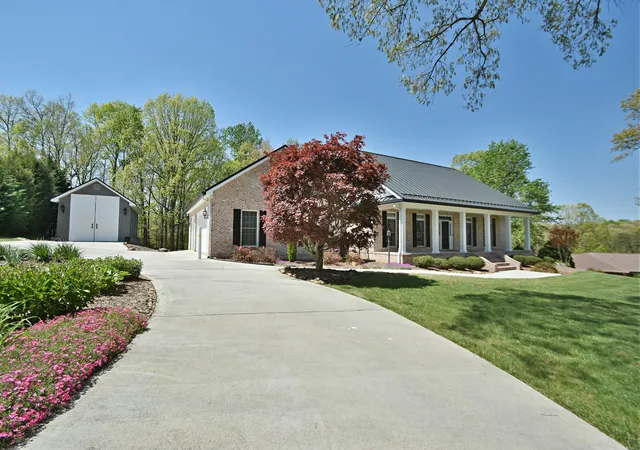 Photo 1 of Single family home for sale at 835 Poplar Springs Rd, Loudon, TN 37774 | MLS# 3619839 | Listing updated on 2026-10-16