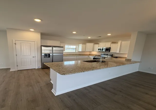 Photo 3 of Single family home for sale at 1341 Amber Hills Dr, Ashland City, TN 37015 | MLS# 3620080 | Listing updated on 2026-10-13
