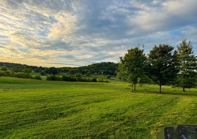 Photo 3 of Single family home for sale at 3215 Kinnard Springs Rd, Franklin, TN 37064 | MLS# 3620556 | Listing updated on 2026-10-14