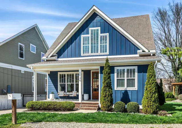 Photo 2 of Single family home for sale at 1126 Park St, Franklin, TN 37064 | MLS# 3619831 | Listing updated on 2026-10-30