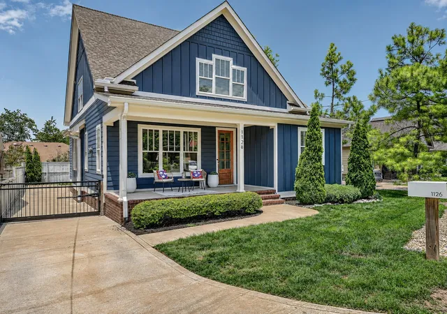 Photo 3 of Single family home for sale at 1126 Park St, Franklin, TN 37064 | MLS# 3619831 | Listing updated on 2026-10-30