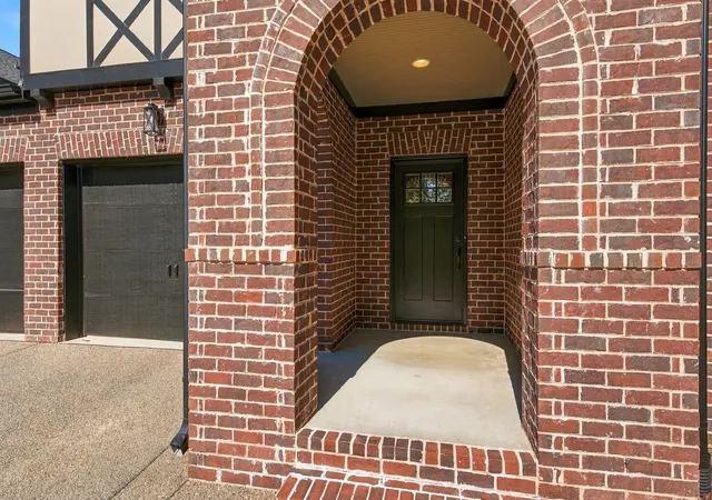 Photo 3 of Single family home for sale at 331 Finnhorse Ln, Franklin, TN 37064 | MLS# 3621380 | Listing updated on 2026-10-16