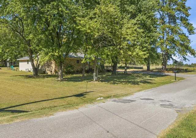 Photo 3 of Sale Pending at 155 Haley St, Huntingdon, TN 38344 | MLS# 3619594 | Listing updated on 2026-10-23
