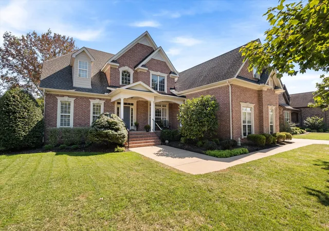 Single family home for sale at 3336 Clovercroft Dr, Murfreesboro, TN 37130 | MLS# 3619623