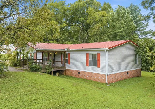 Photo 3 of Manufactured home for sale at 293 Highway 114 S, Scotts Hill, TN 38374 | MLS# 3619499 | Listing updated on 2026-10-13
