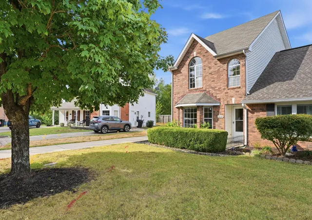 Photo 2 of Townhouse for sale at 1440 Anita Ct, Murfreesboro, TN 37130 | MLS# 3619925 | Listing updated on 2026-10-14