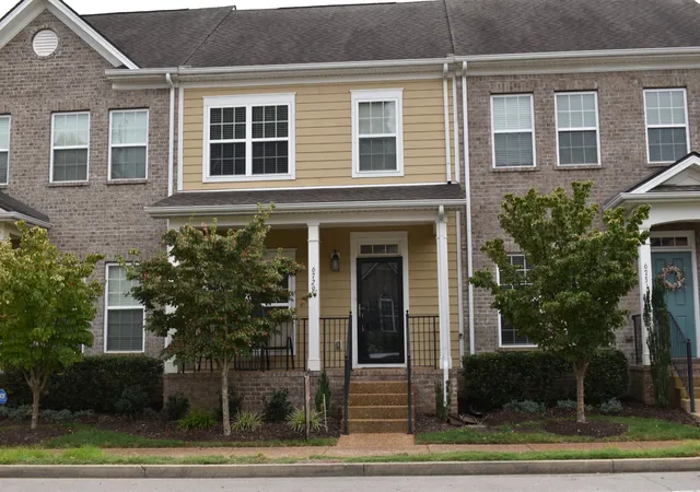 Photo 2 of Townhouse for sale at 6729 Sunnywood Dr, Nashville, TN 37211 | MLS# 3619620 | Listing updated on 2026-10-27
