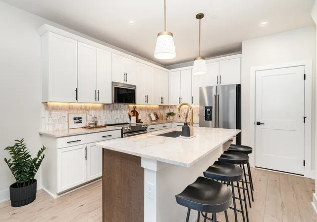 Photo 2 of Single family home for sale at 136 Zola Aly #27B, Nashville, TN 37209 | MLS# 3619549 | Listing updated on 2026-10-12