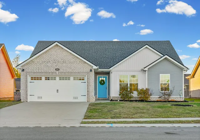 Photo 4 of Single family home for sale at 1081 Dublin Dr, Clarksville, TN 37042 | MLS# 3623014 | Listing updated on 2026-10-29