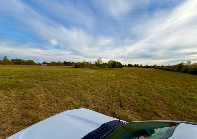 Photo 3 of Single family home for sale at 543 Whitaker Rd, Shelbyville, TN 37160 | MLS# 3629558 | Listing updated on 2026-10-30
