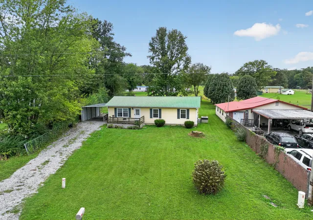 Photo 2 of Single family home for sale at 35 Norris Perry Rd, Manchester, TN 37355 | MLS# 3619618 | Listing updated on 2026-10-28