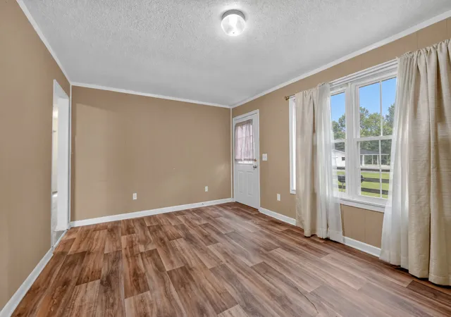 Photo 4 of Single family home for sale at 35 Norris Perry Rd, Manchester, TN 37355 | MLS# 3619618 | Listing updated on 2026-10-28