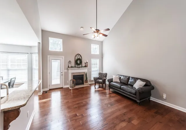 Photo 1 of Single family home for sale at 2054 Katherine Dr, Goodlettsville, TN 37072 | MLS# 3623671 | Listing updated on 2026-10-21