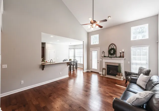 Photo 2 of Single family home for sale at 2054 Katherine Dr, Goodlettsville, TN 37072 | MLS# 3623671 | Listing updated on 2026-10-21