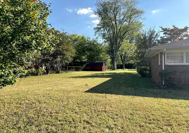 Photo 2 of Single family home for sale at 1015 Greenhill St, Murfreesboro, TN 37129 | MLS# 3620059 | Listing updated on 2026-10-13