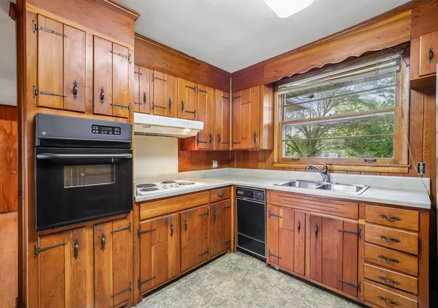 Photo 4 of Single family home for sale at 405 Mcdonald Dr, Nashville, TN 37217 | MLS# 3621739 | Listing updated on 2026-10-21