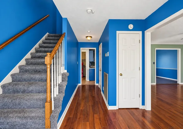 Photo 2 of Single family home for sale at 922 Roedeer Dr, Clarksville, TN 37042 | MLS# 3620102 | Listing updated on 2026-10-17