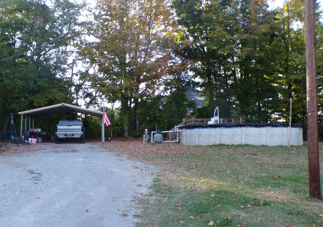 Photo 2 of Single family home for sale at 1433 New Columbia Hwy, Lewisburg, TN 37091 | MLS# 3619704 | Listing updated on 2026-10-15
