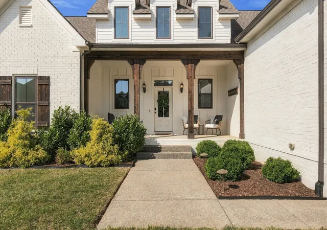 Photo 1 of Single family home for sale at 8018 Brightwater Way, Spring Hill, TN 37174 | MLS# 3620546 | Listing updated on 2026-10-16