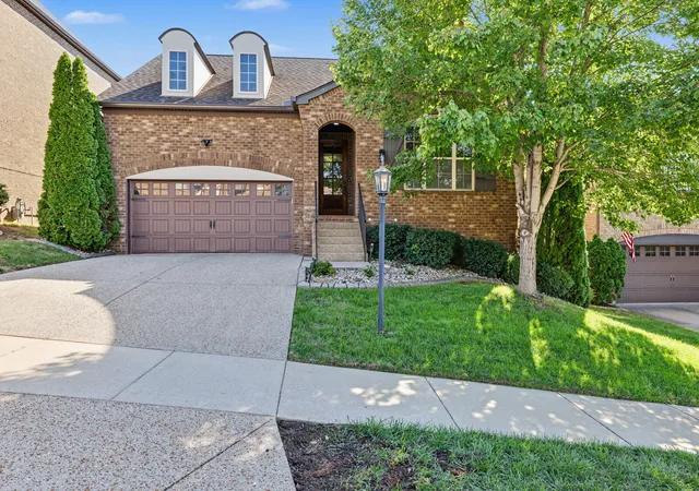 Single family home for sale at 132 Cobbler Cir, Hendersonville, TN 37075 | MLS# 3628879