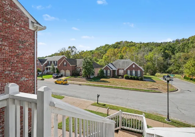 Photo 4 of Single family home for sale at 1328 W Running Brk Rd, Nashville, TN 37209 | MLS# 3619899 | Listing updated on 2026-10-30