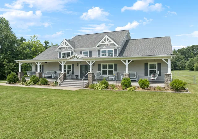 Photo 2 of Single family home for sale at 6322 Jim Cummings Hwy, Bradyville, TN 37026 | MLS# 3619766 | Listing updated on 2026-10-25