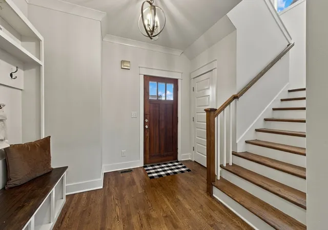 Photo 4 of Townhouse for sale at 6205a New York Ave, Nashville, TN 37209 | MLS# 3621908 | Listing updated on 2026-10-22