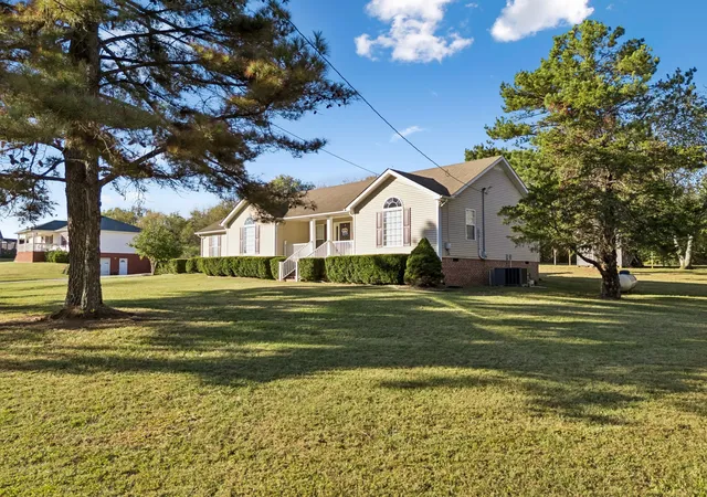 Photo 3 of Single family home for sale at 168 Commodore Cir, Summertown, TN 38483 | MLS# 3626249 | Listing updated on 2026-10-24